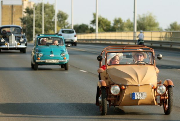 Szeged, XIV. Dél-Alföldi Veteránjármű Találkozó, veterán autó, Bertalan híd